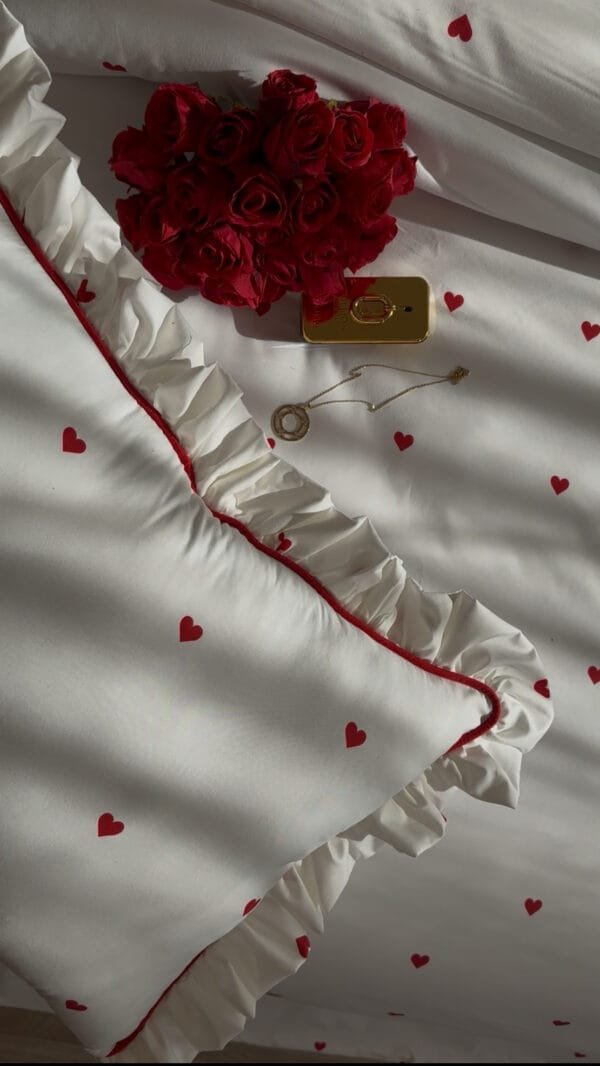 Romance – Image 3